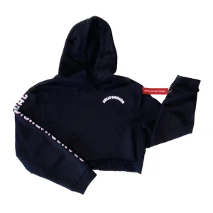 Cool top/hoodie  - I have made cut and it is very cool!  but unfortunately they are small for me.