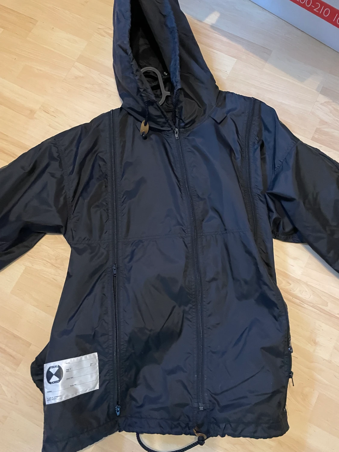 Final Home Survival Jacket - 90