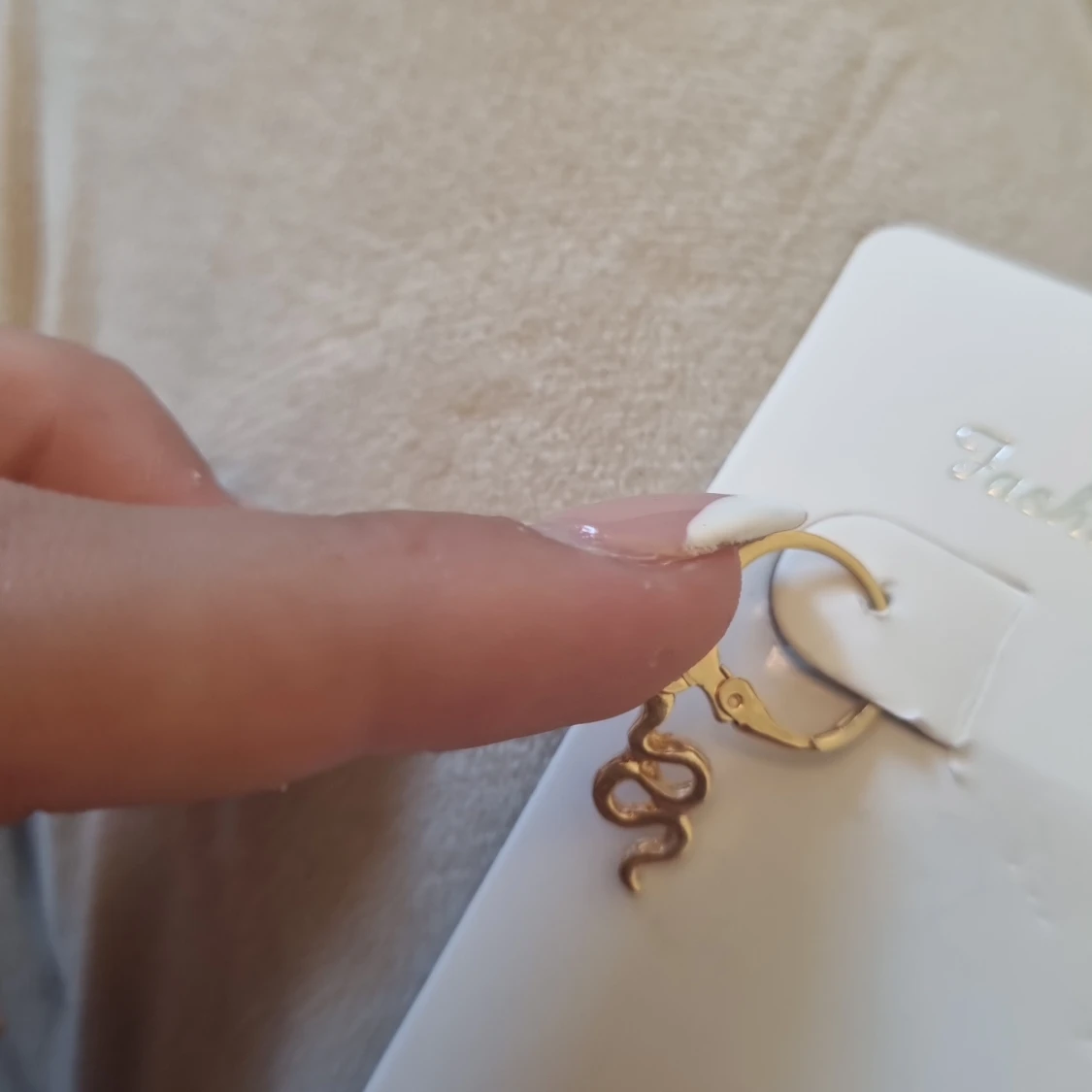 Helt oandvända örhängen!!❤️ - 90