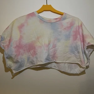 croptop - En väldigt croppad top