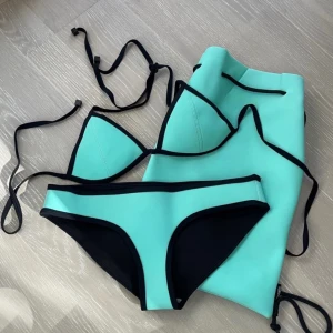 Triangl bikini - Super snygg bikini från det kända märker triangl (äkta). Fåtal gånger använd. Överdelen är xxs och underdelen xs