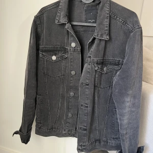 Jeans jacka  - Jeans jacka från New look