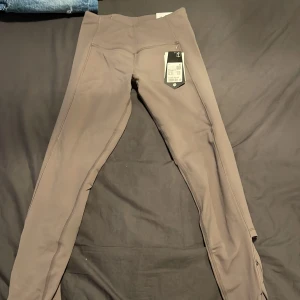 Träningsbyxor  - Helt nya och oanvända 