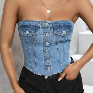 Jeanstopp - Jättesnygg jeanstopp!! Aldrig använd, endast provad ❤️Hör av er vid funderingar! 