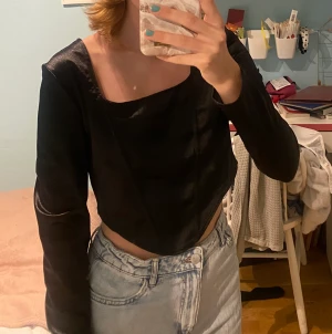 Svart topp - Svart topp ifrån hm