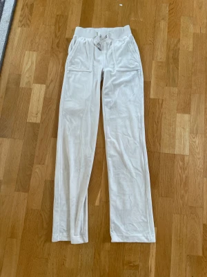 Juicy couture - Jätte fina oanvända juicy byxor från deras hemsida