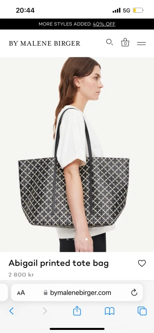 Madelene Birger väska  - Jätte snygg Madelene Birger väska! Bra skick men använd!💞öppen för byten!💞