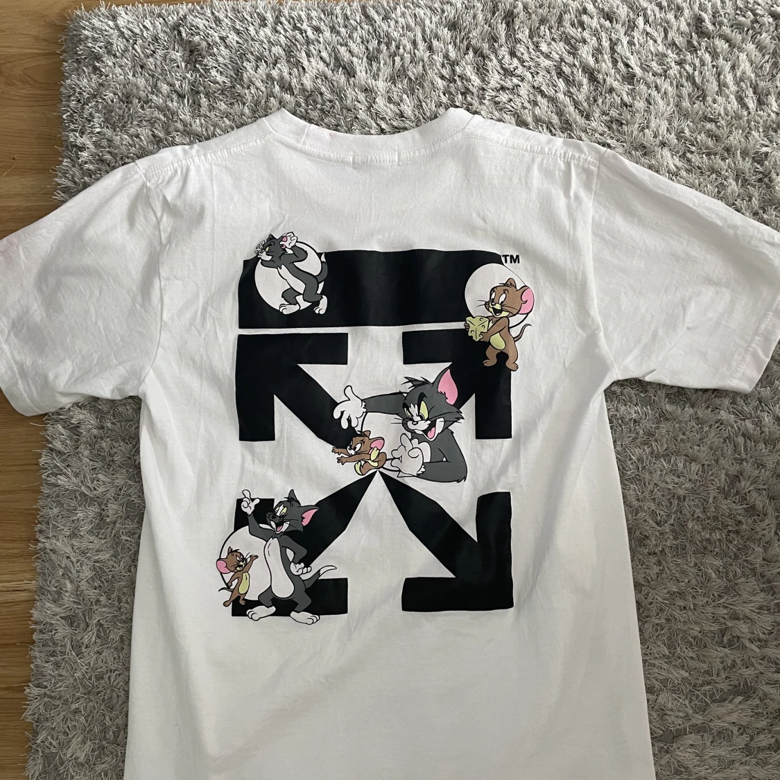 Off-White T-Shirt - 90