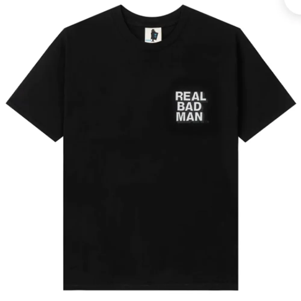 Svart t-shirt med coolt tryck från märket Real Bad Man. Storlek L, oversized look på mindre storlekar. Aldrig använd, endast testad. T-shirts.
