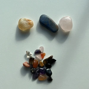 Kristaller - Några olika kristaller.  