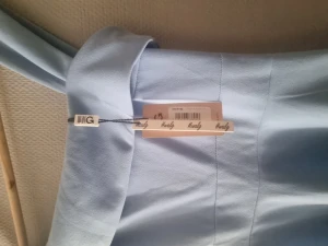 Ny klänning S - Helt ny klänning i storlek S. Prislapp finns kvar 