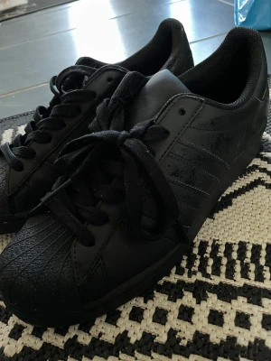 Adidas superstar - Använda enstaka gång