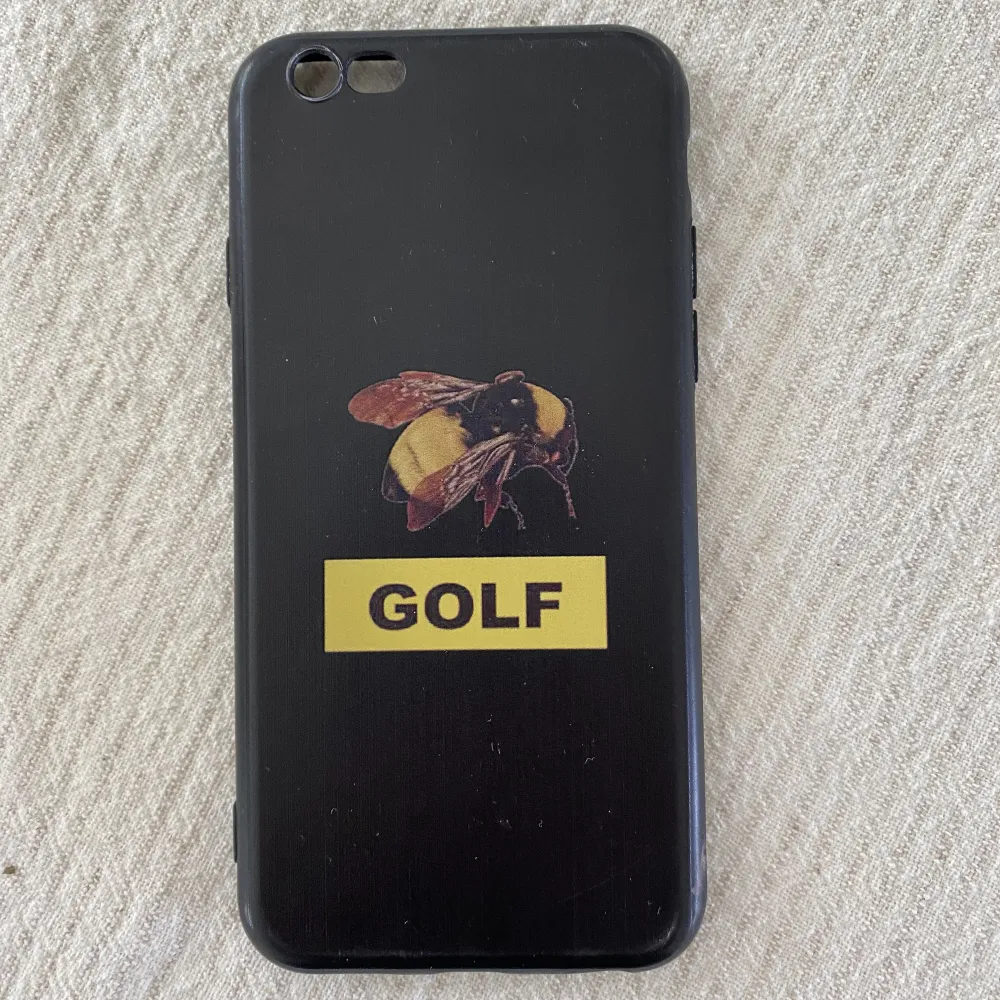 Golf wang mobilskal som anspelar på Tyler the creators album flower boy 🐝. Övrigt.