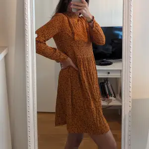 Mango New Vintage Dress. I have never worn it since I bought it, just tried it on. So it's like new. It deserves to be loved and shown:)  Size M, but I am an S and it suits me well.