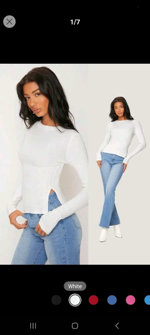 Vit tröja - Jätte snygg. Önska den passade mig men den börjar bli för liten😭 priset kan diskuteras ❤️