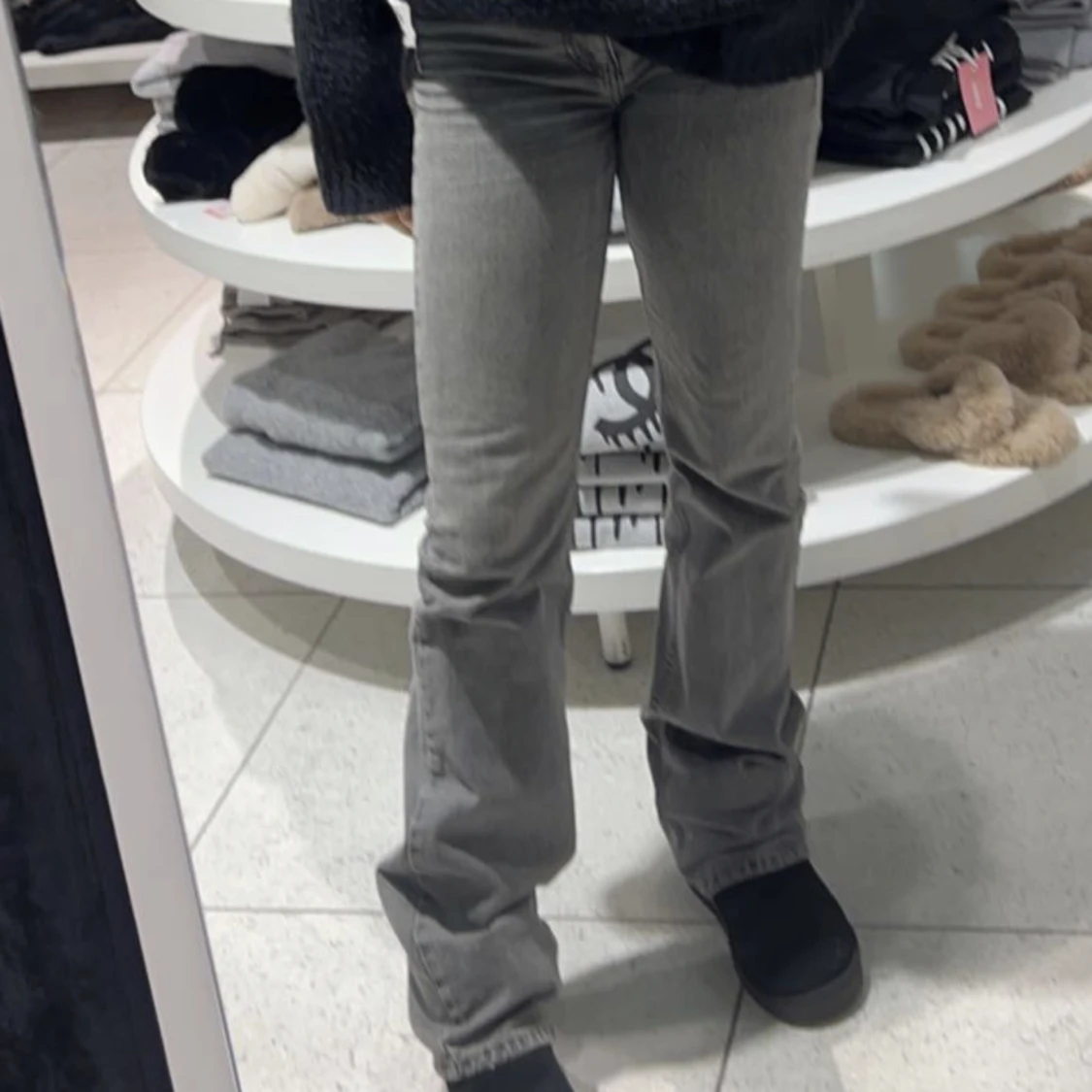 Jättesnygga jeans från Gina tricot - 90