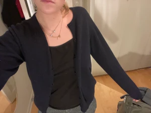 Gant kofta  - Kofta ifrån gant i strl XL men sitter bra på mig som är strl M🩷 