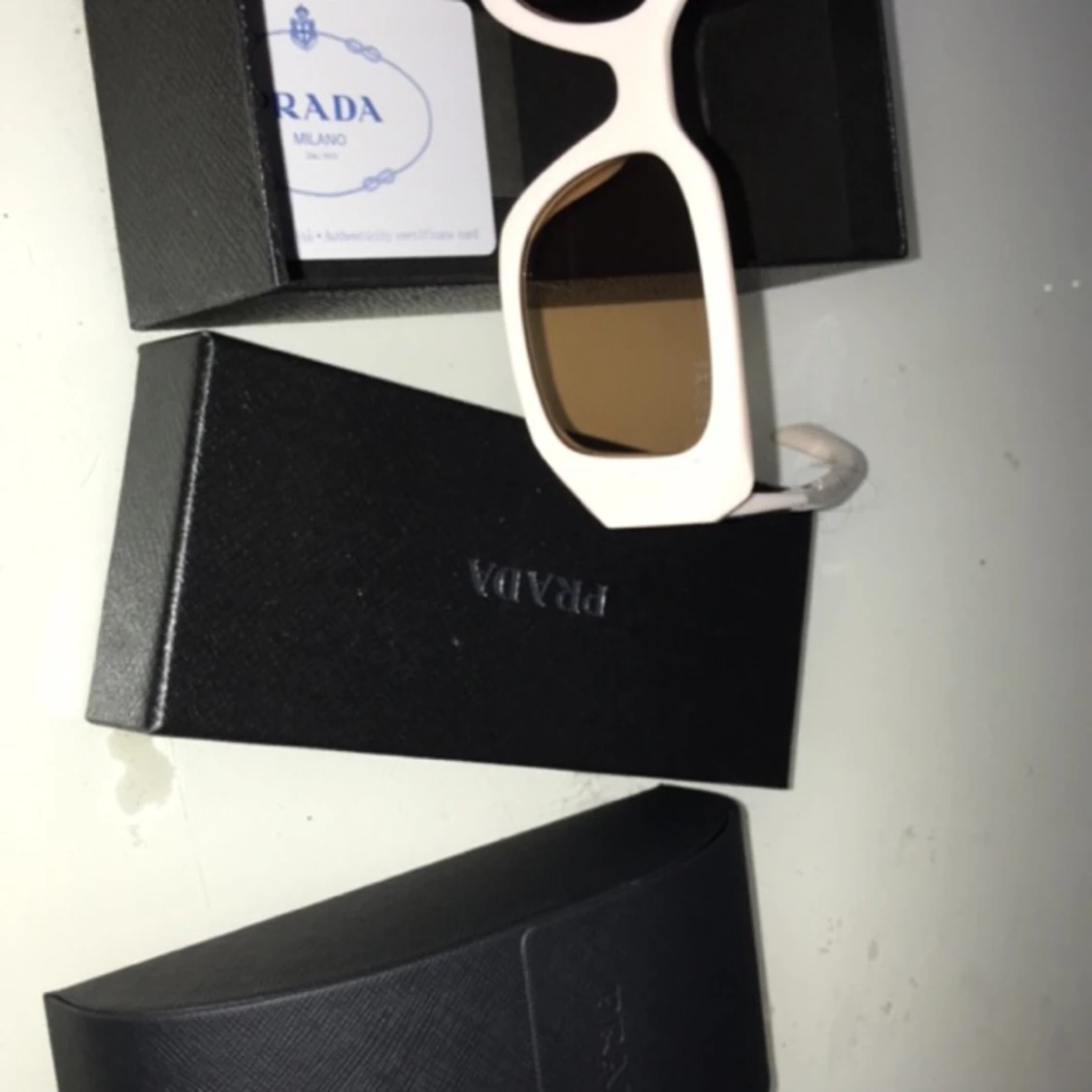 Prada solglasögon-rosa  - 91