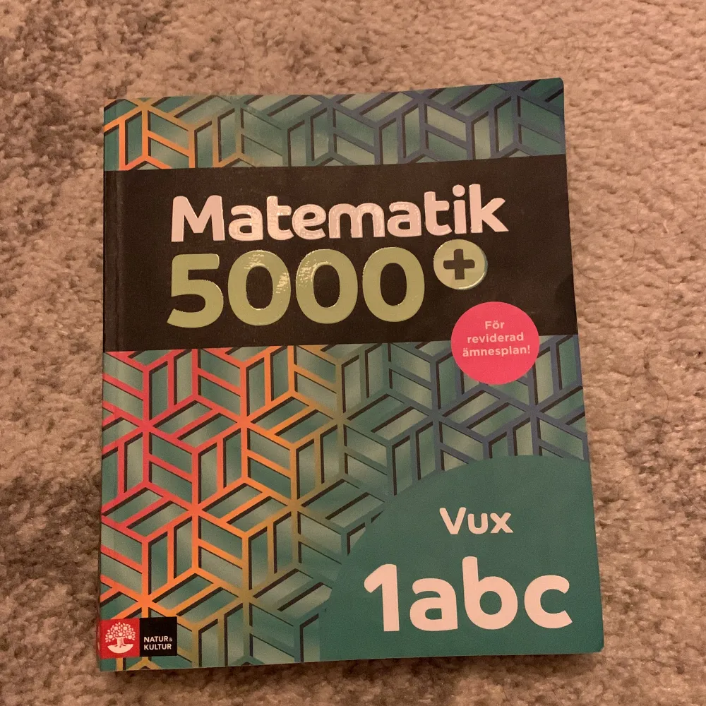 Hej jag säljer Matematik 5000 Vux 1abc för de som ska göra prövningar i matte 1a,1b och 1c. Priset kan diskuteras. Och frakt ingår inte i priset . Övrigt.