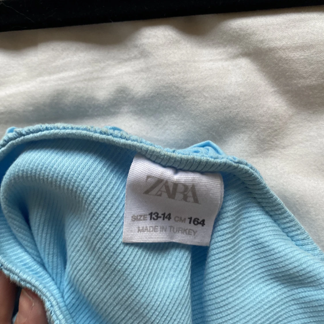 Jätte din tröja zara - 91