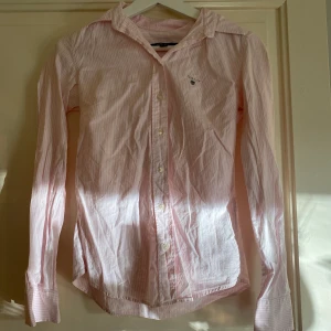 Skjorta från gant - Skjorta från gant. Stl 32. Nypris 1200kr