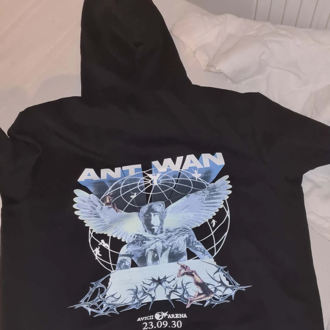 Antwan hoodie helt ny