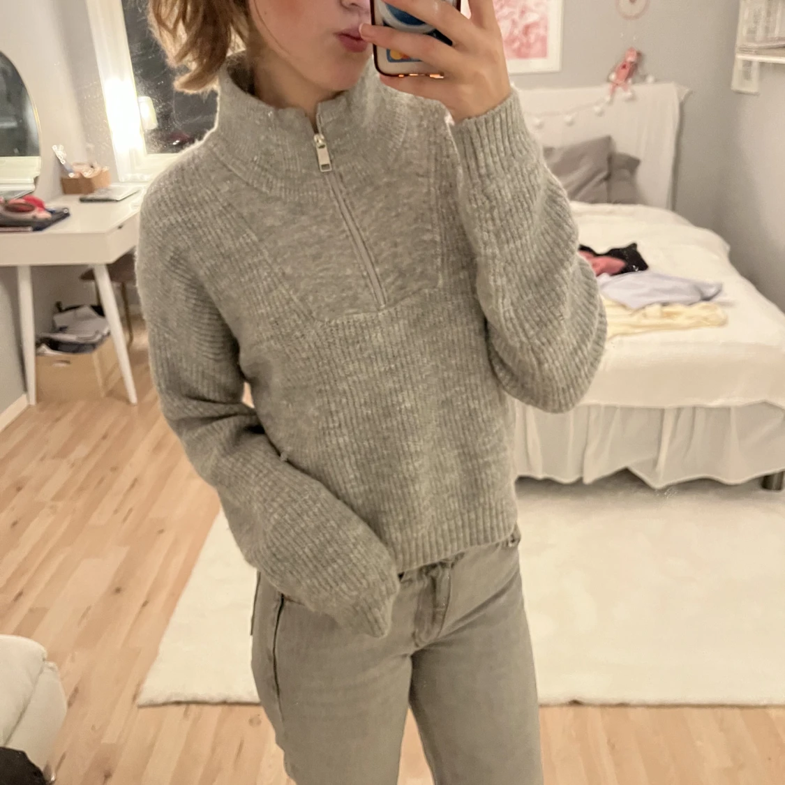 Stickad grå tröja - 91