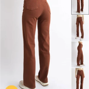 Madlady jeans - Ett par bruna vida jeans från madlady. Säljer då jag aldrig använt dem.