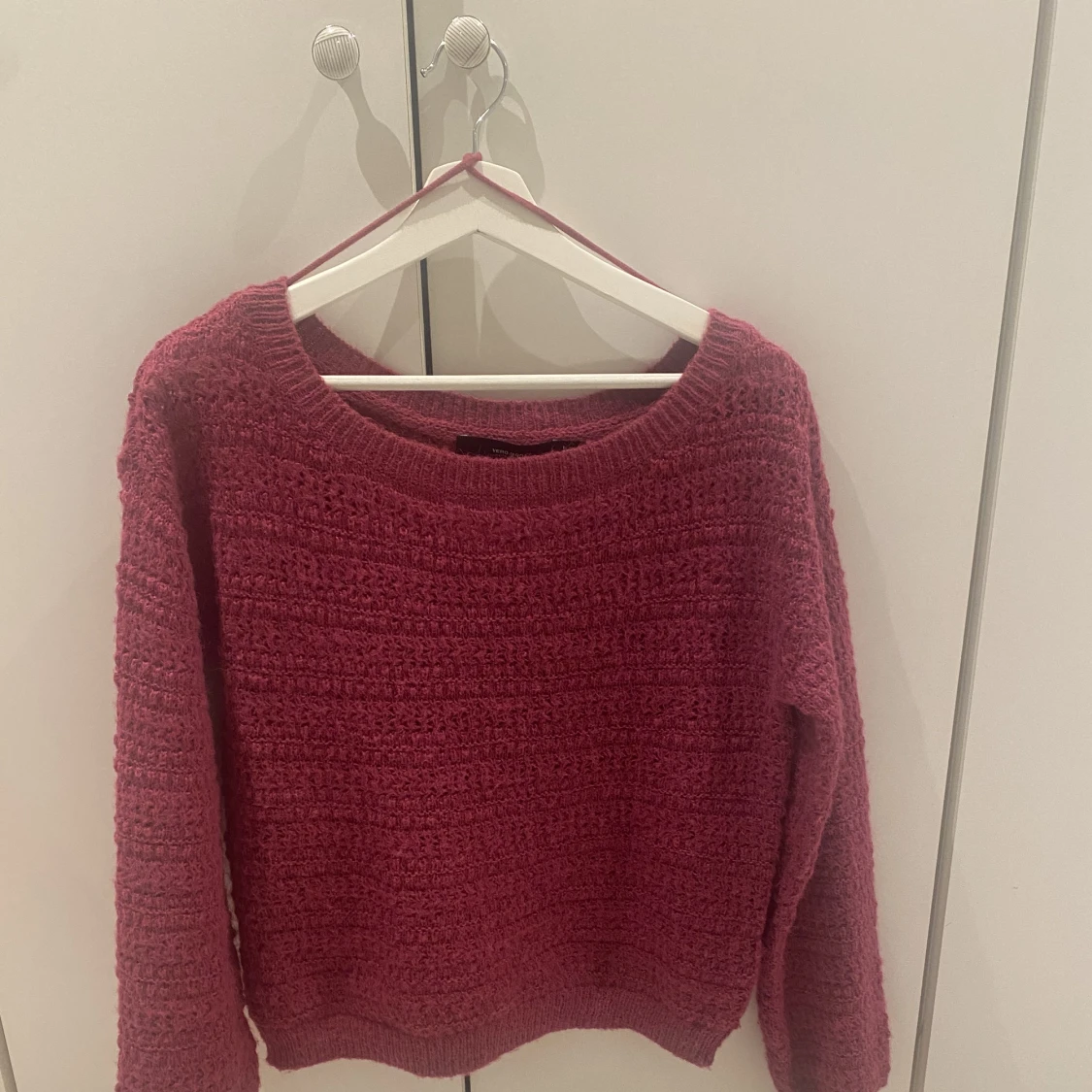 Stickad båtringad rosa tröja - 90