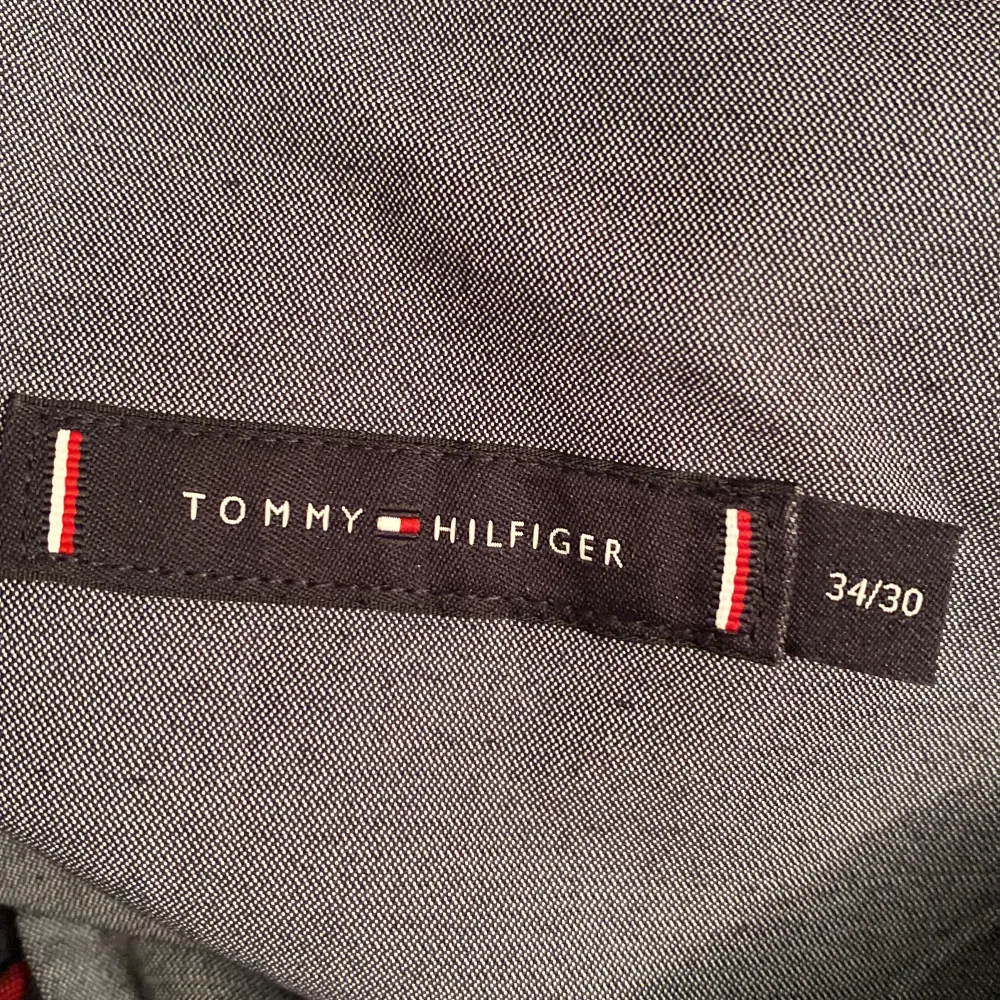 Fina och mjuka kostymbyxor från Tommy Hilfiger . Jeans & Byxor.