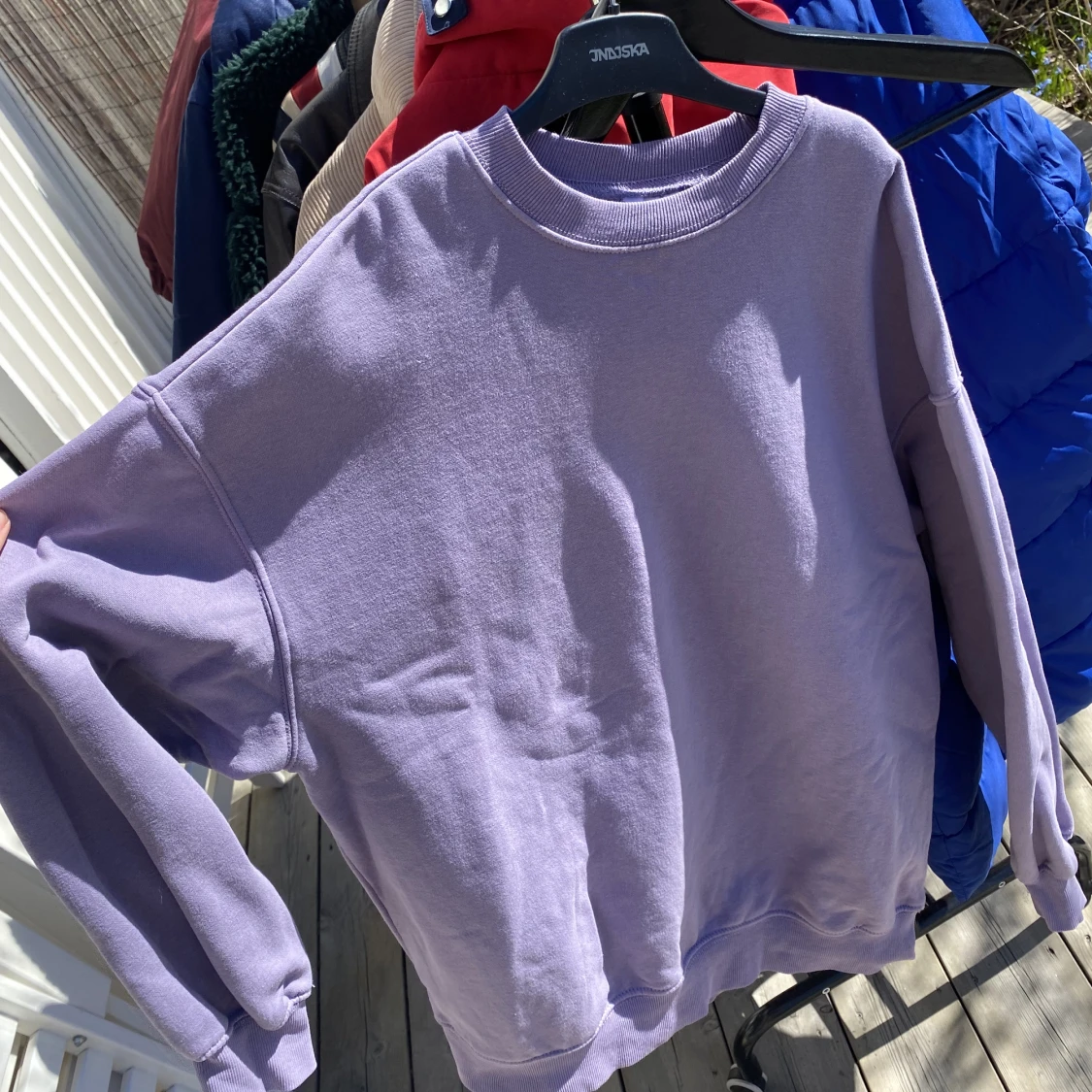 Mörklila tjocktröja  - 90