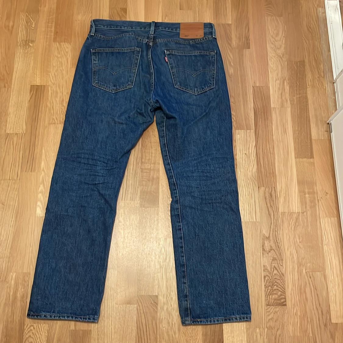 Levis Jeans - 90