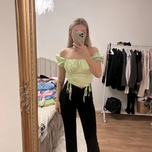 Grön topp i siden - Grön jättesöt topp i siden