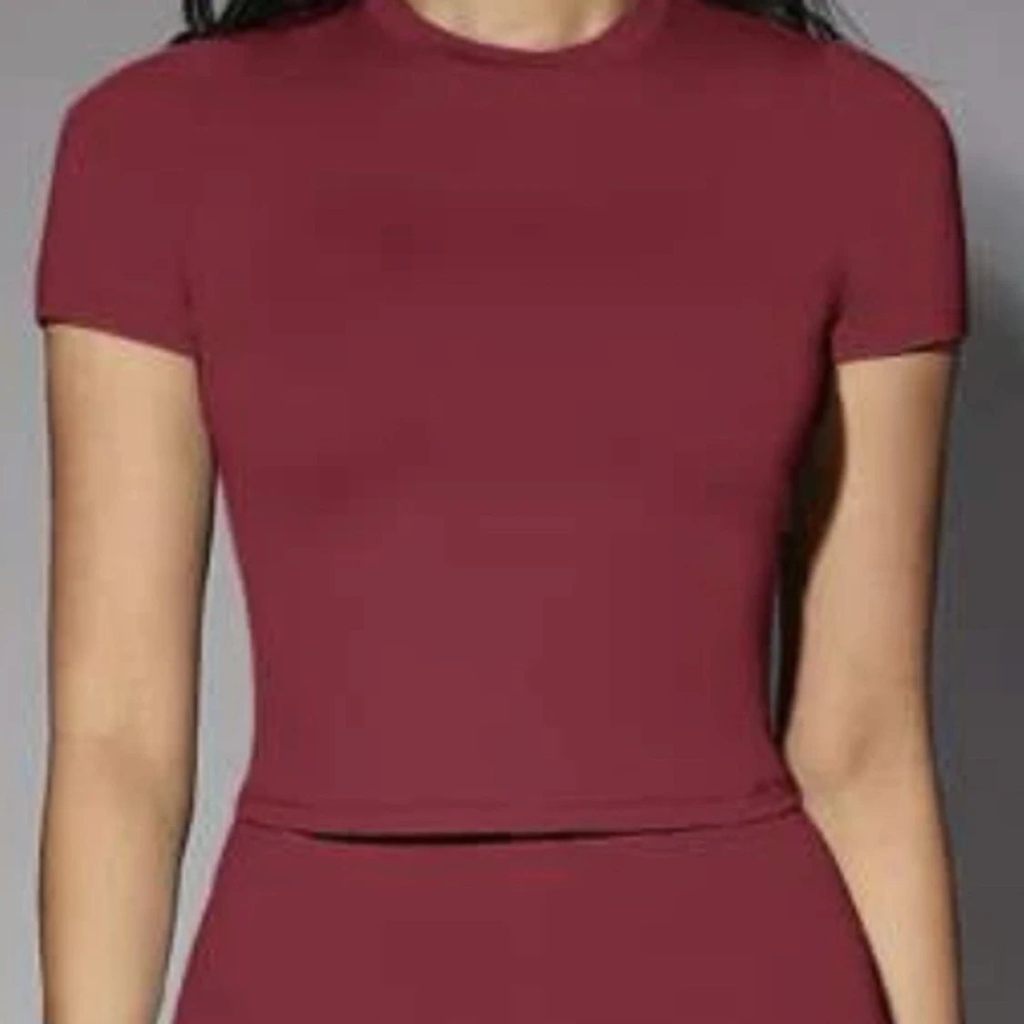 röd t-shirt