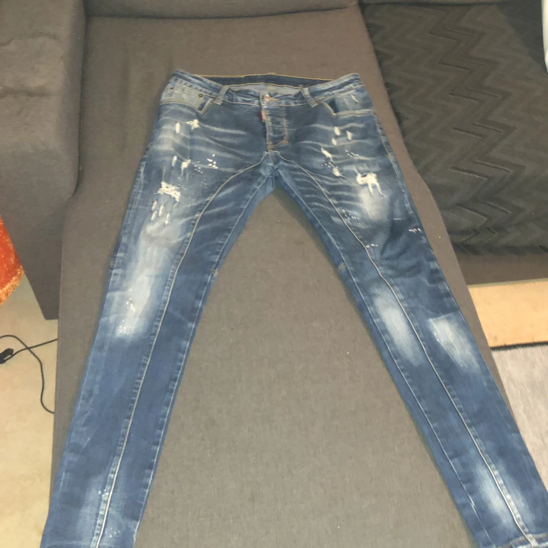 Disqared 2 äkta använda 2 gånger Max  - 90