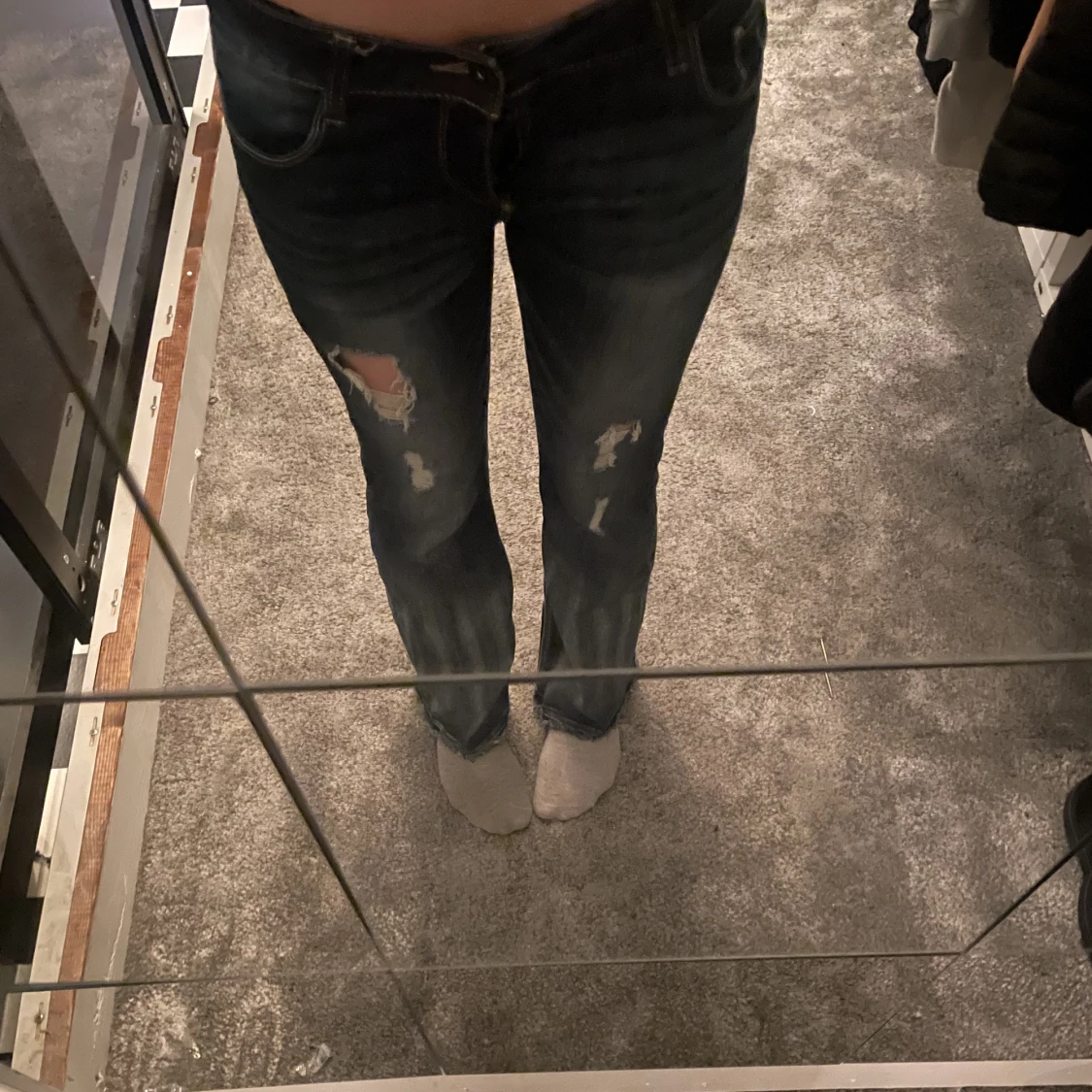 Snygga låg midjade bootcut jeans💗 - 91