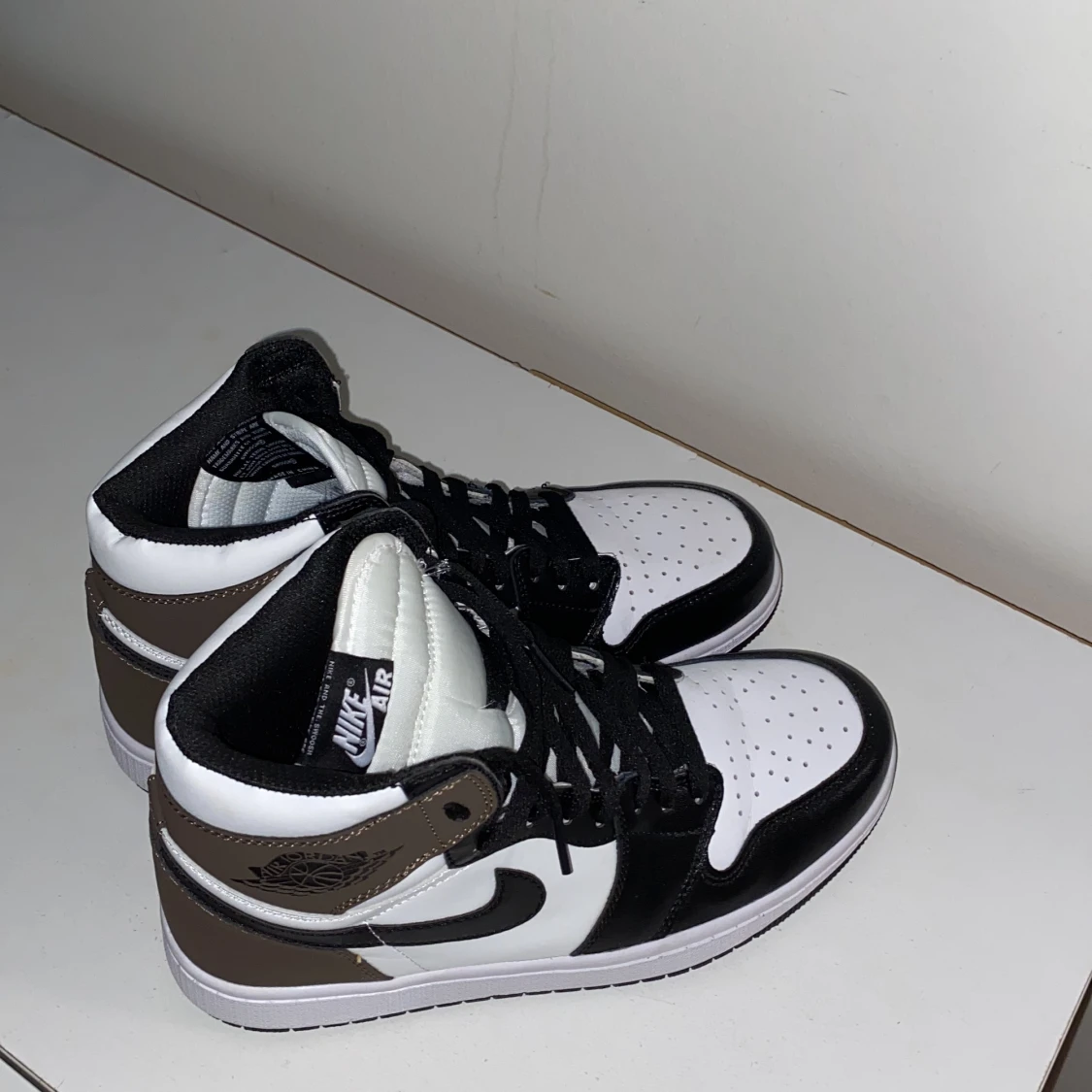 Jordan 1 mocha  - 90