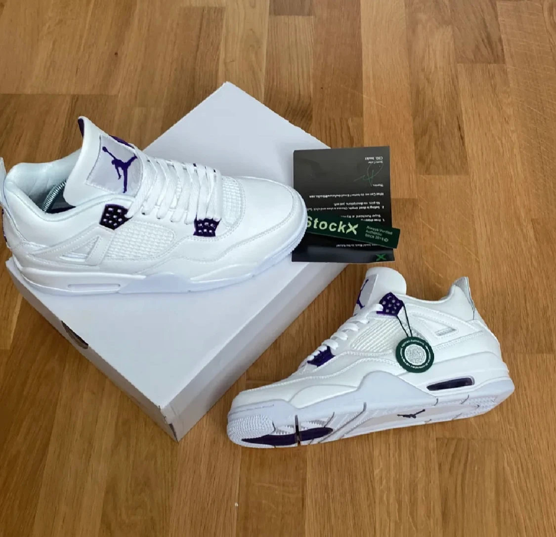 Jordan 4 metalic purpule - 90