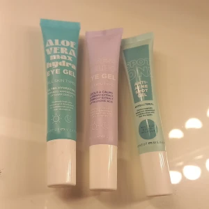 Gel makeup mekka - Bra skick är vegansk, har användt 1-2 gånger. Säljer för att jag har massa andra gel och dom hära kommer inte till användningen för mig: ) 15 styck alla 3 för 35kr+frakt 20kr