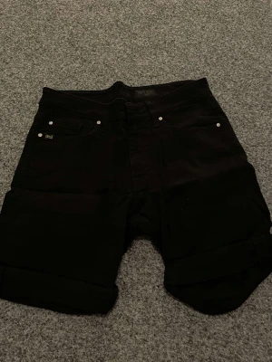 Jeans shorts  - Ny skick 