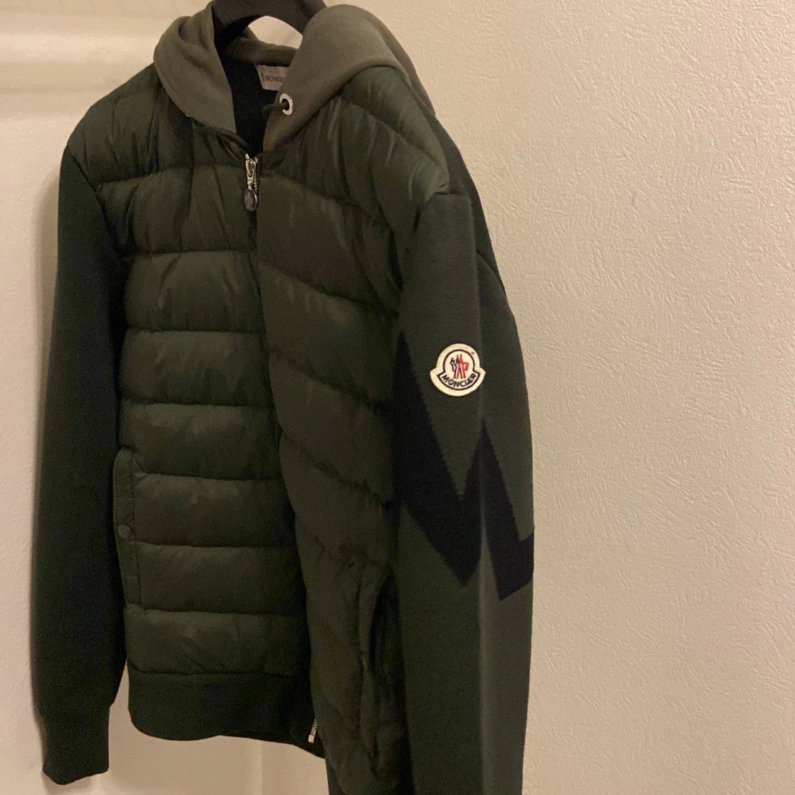 Moncler jacka - 90