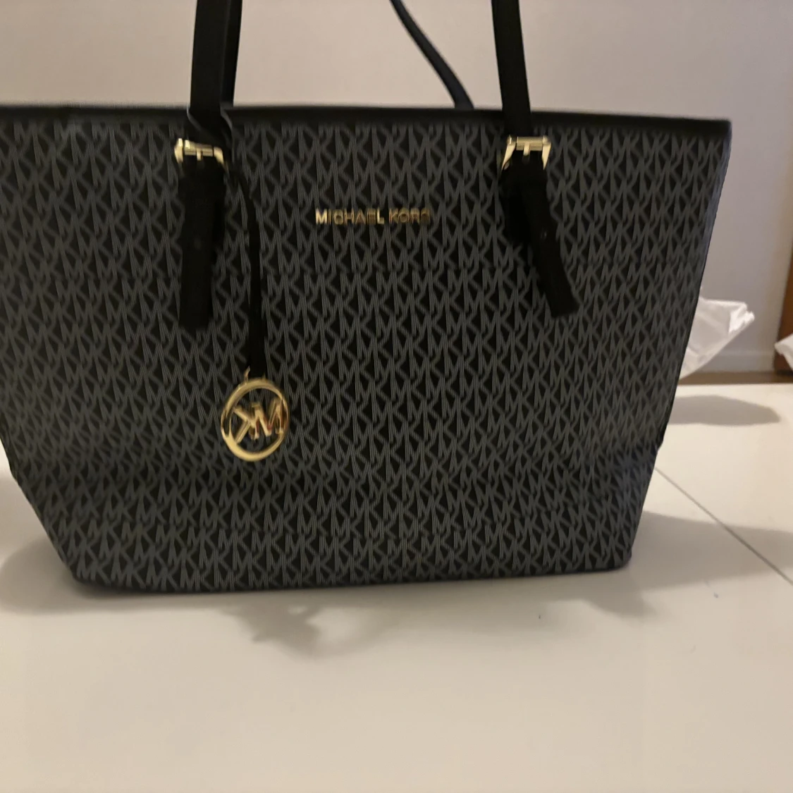 Michael kors väska - 90