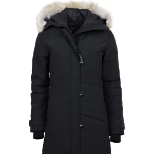 Canada goose lorette parka - Säljer min canada goose lorette parka i storlek M. Jackan är i fint skick och har inga defekter förutom få små märken vid armen. Har tyvärr inget kvitto därav priset