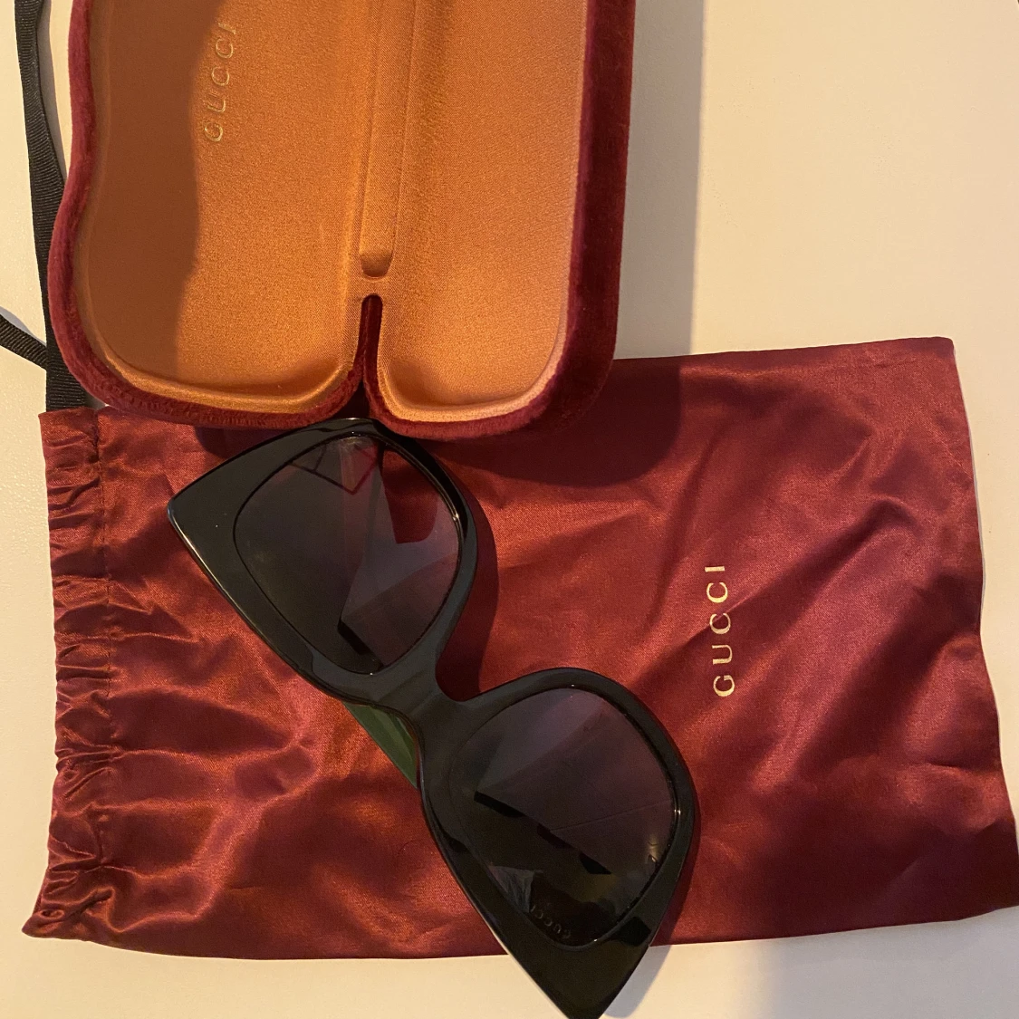 Solglasögon Gucci - 90