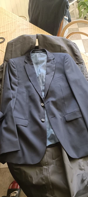 Kostym Dressman - Jacka storlek: 50 regular Byxor storlek: 34 32 slim fit