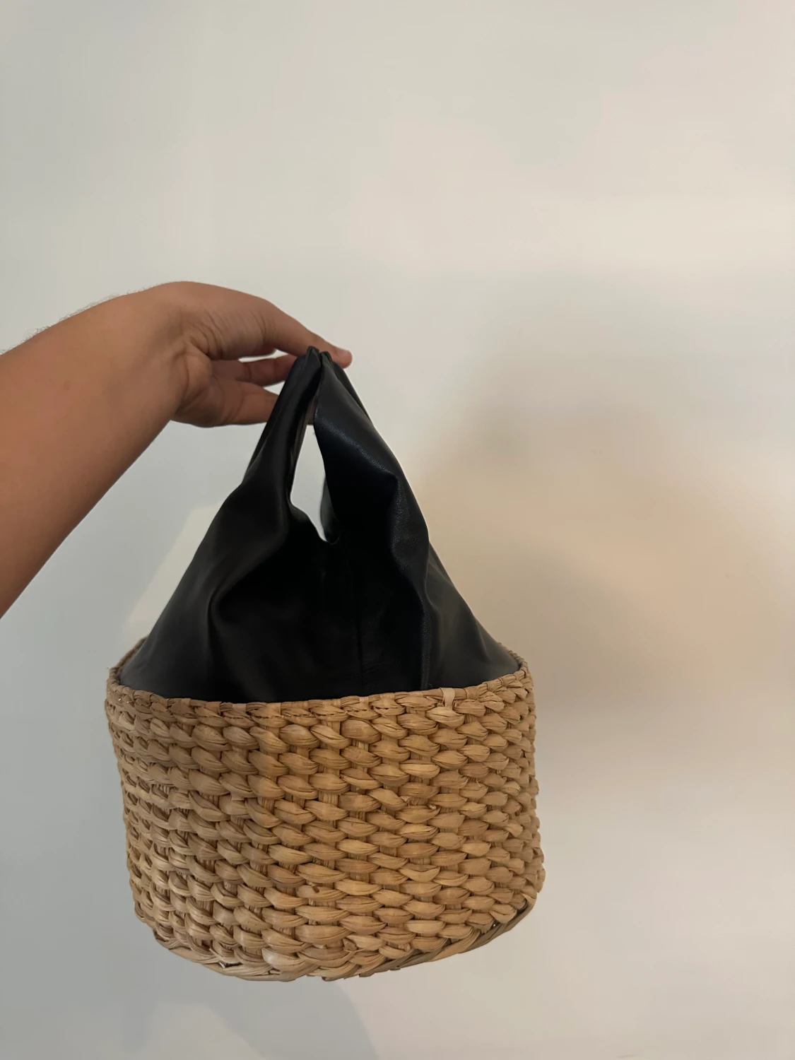 Oanvänd väska & other stories - 43