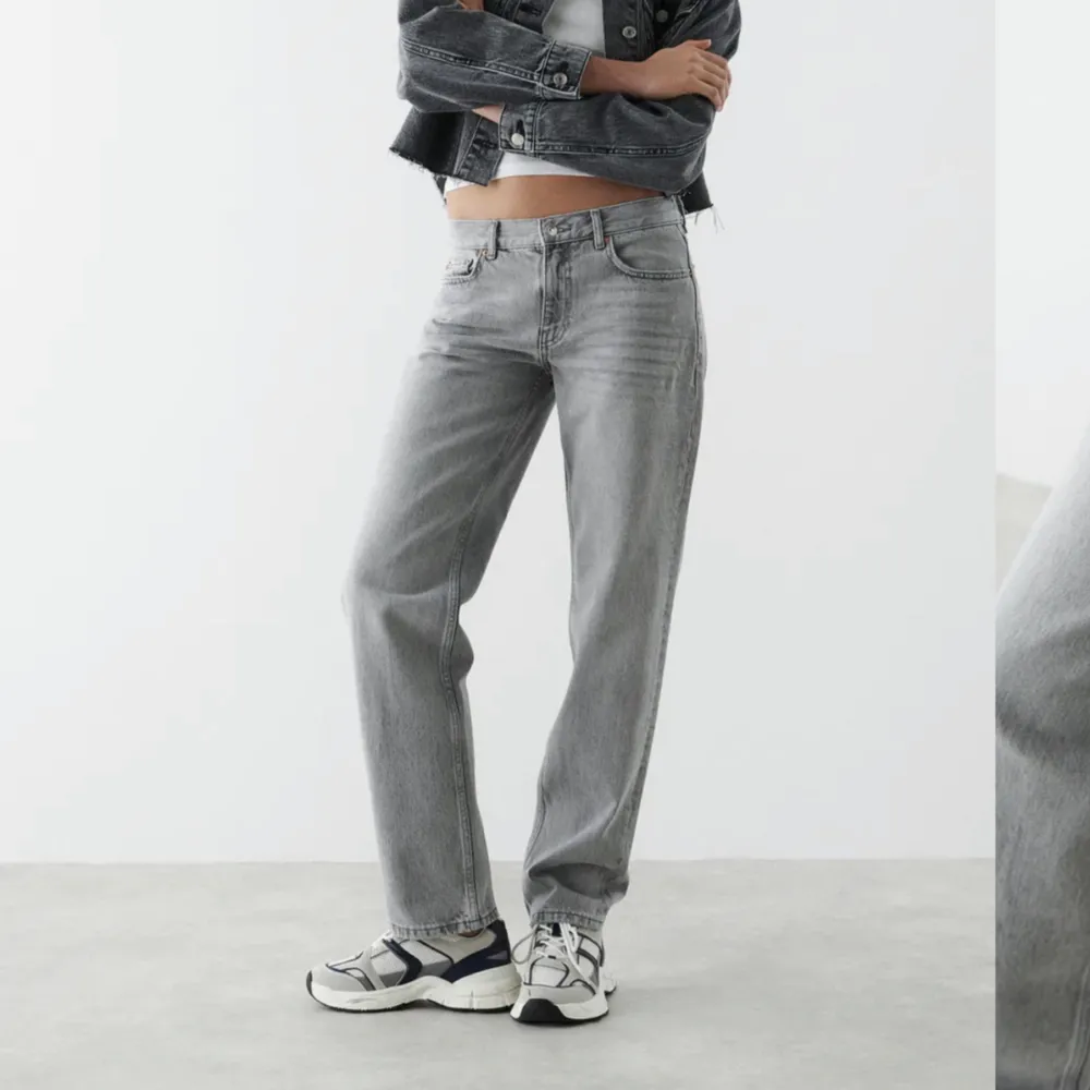 Säljer dessa jeans från Gina! Knappt använda 💕. Jeans & Byxor.