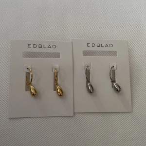 Två par helt oanvända Edblad örhänge. Silver & guld! Ny pris 249! Men som dom är helt oanvända säljer ja dom för 200kr 