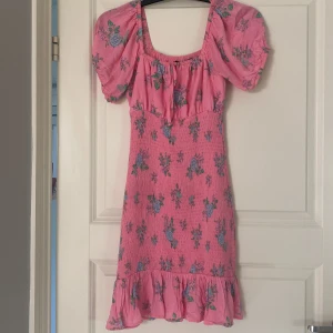 Klänning  - Jätte fin sommarklänning