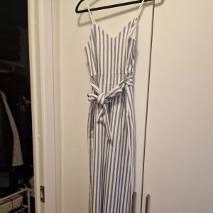 Jumpsuit XS - Helt ny med lappar kvar 